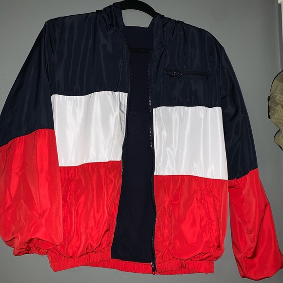 Brandy Melville Jacket - Picture 3 of 4